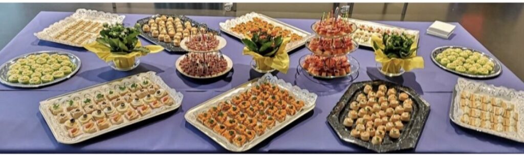 logo: hors d'oeuvres